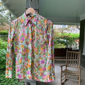 Lady Manhattan pointy collar vintage button down